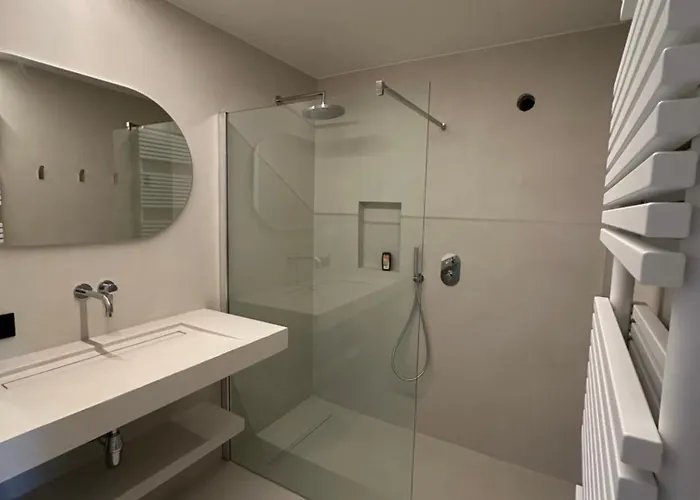 C- View Palace Апартаменты *